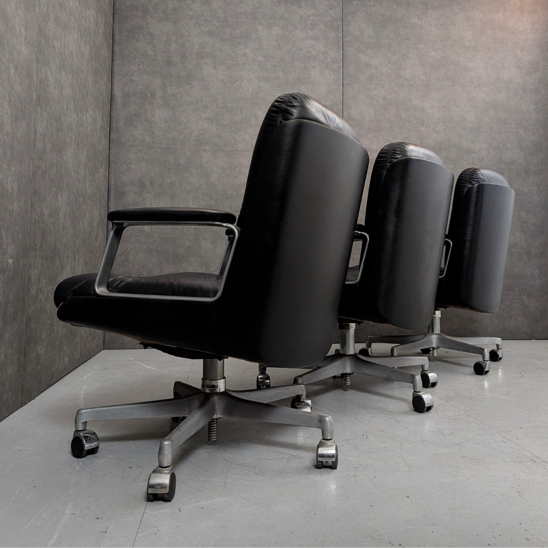 Vaghi Kiruna Black Leather Swivel Chairs Designed 1975 Italy