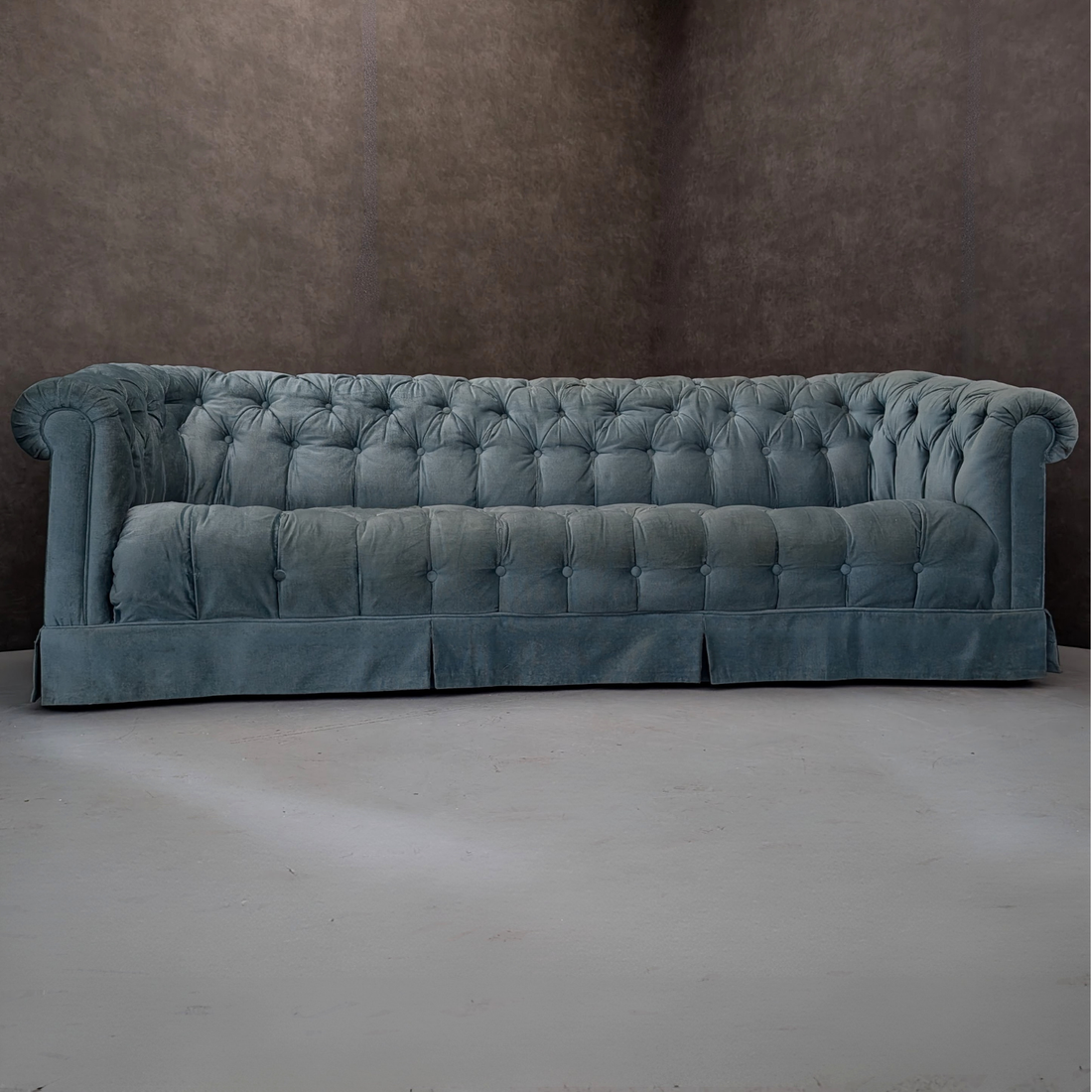 Antique Chesterfield Sofa in Blue Crushed Velvet