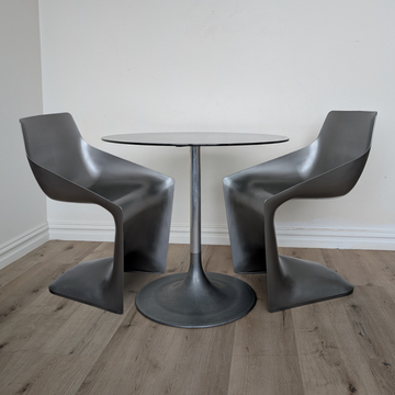 Kristalia ‘Pulp’ Chairs by Christophe Pillet (2011) with 1960s Italian Tulip Table