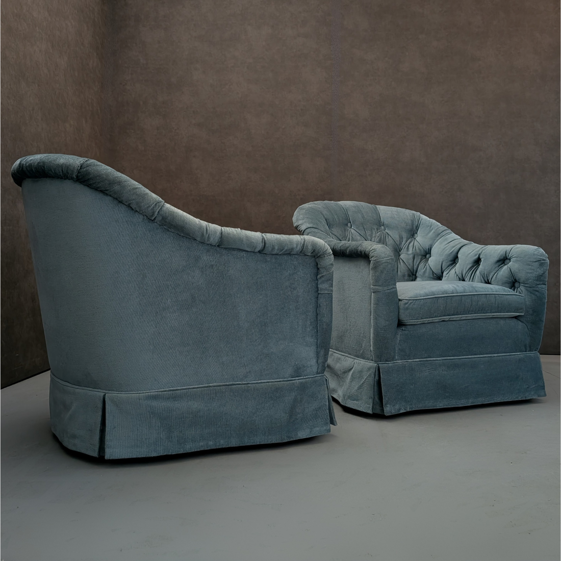 Antique Tufted Club Chairs in Blue Crushed Velvet