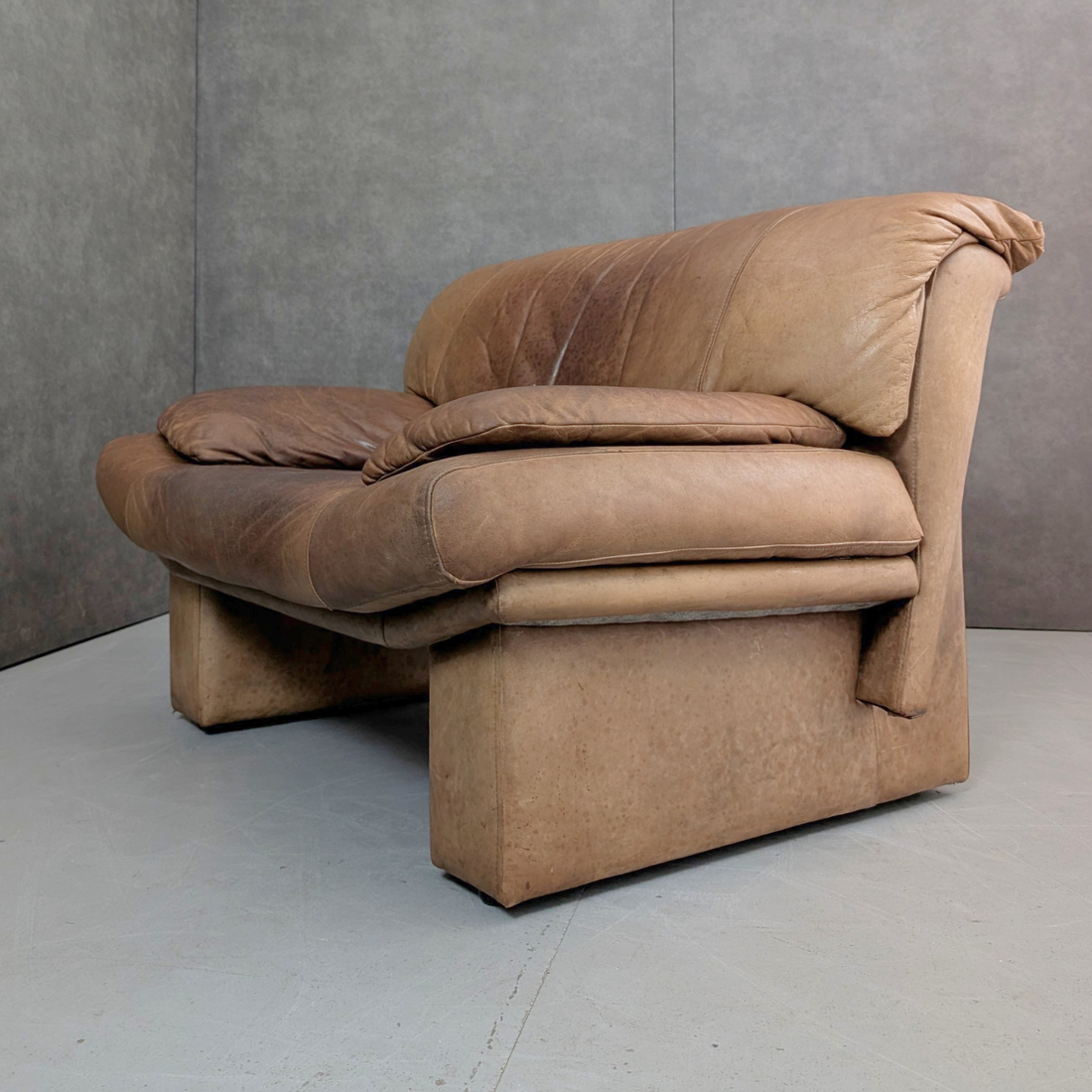 1980s Morgan Furniture Leather Lounge Armchair