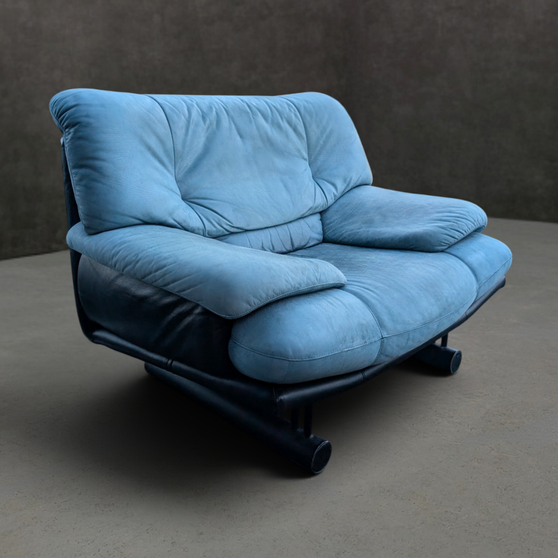 Italian Leather Lounge Armchair circa 1990