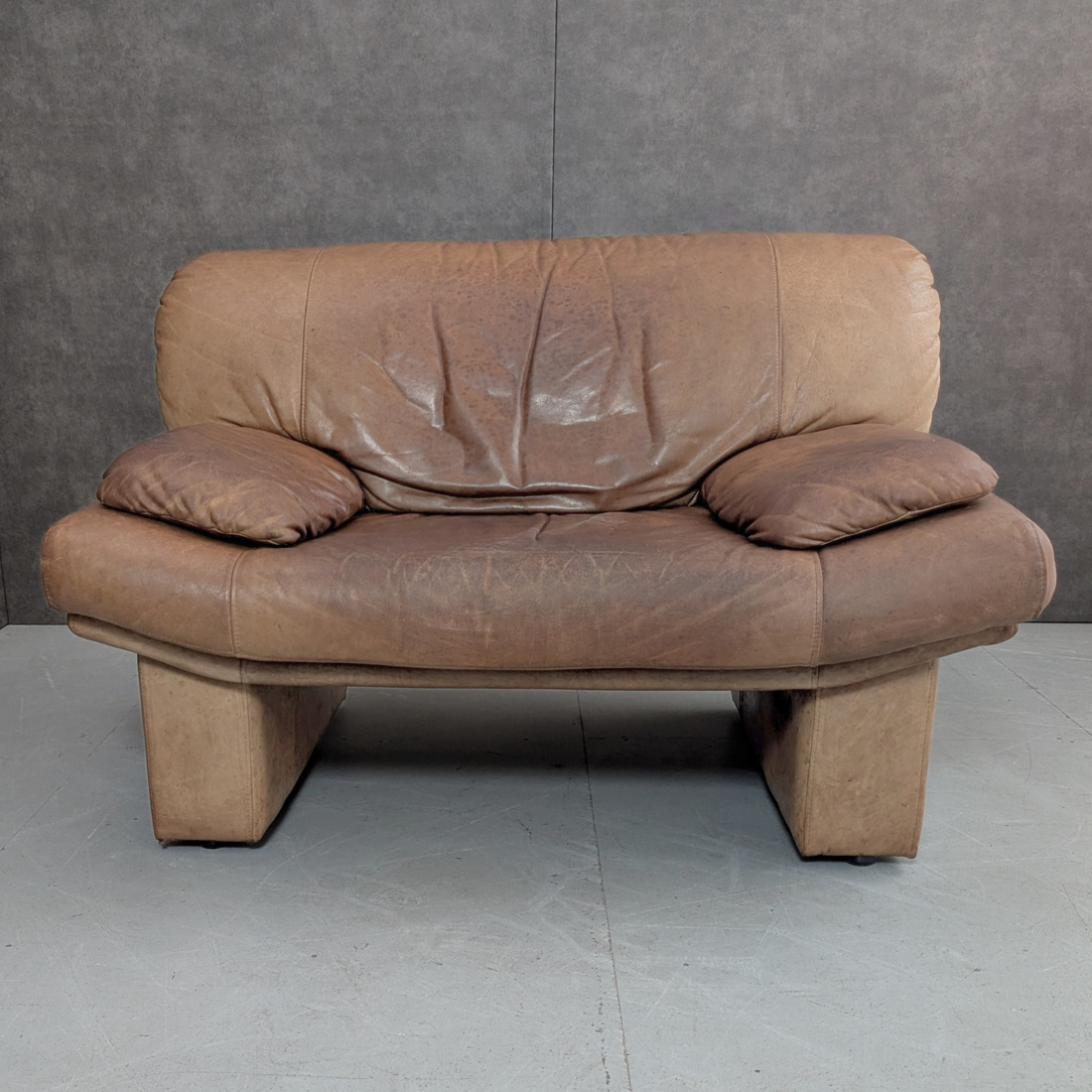 1980s Morgan Furniture Leather Lounge Armchair