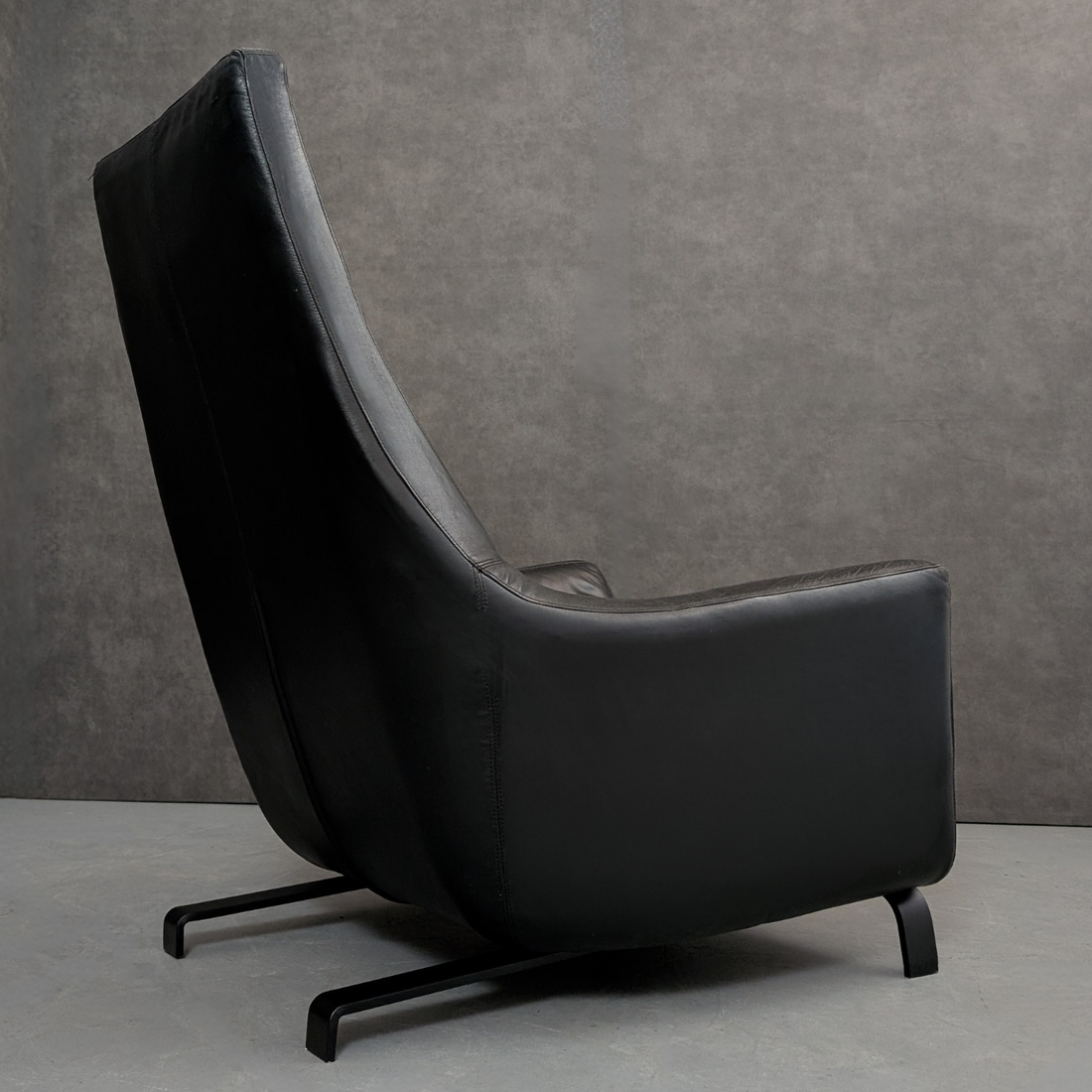 Vintage Black Leather High Back Lounge Chair