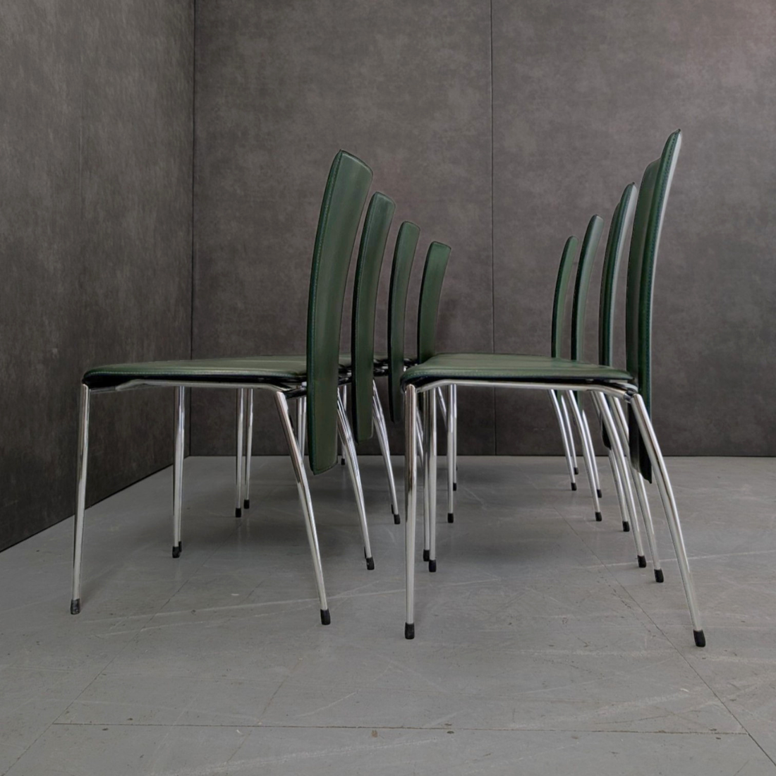 Arpa Leather and Chrome Dining Chairs Italy Late 20th Century | 7 Available