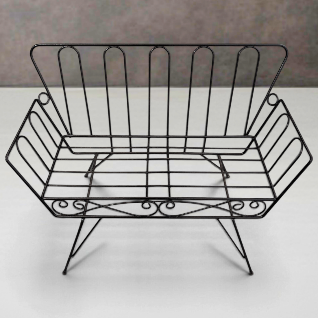 Wrought Iron Garden Suite circa 1960 in the Manner of Italian Florentine Garden Furniture