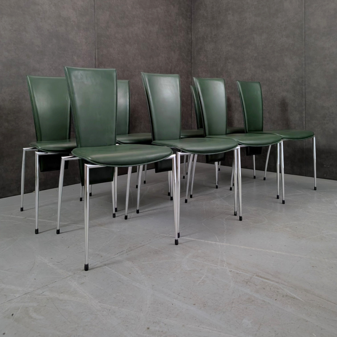 Arpa Leather and Chrome Dining Chairs Italy Late 20th Century | 7 Available