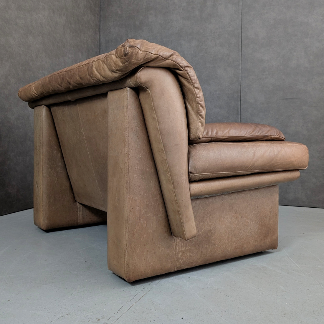 1980s Morgan Furniture Leather Lounge Armchair