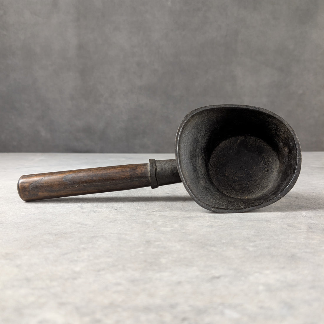 Mid Qing Dynasty Bronze Charcoal Iron | 18th to 19th Century