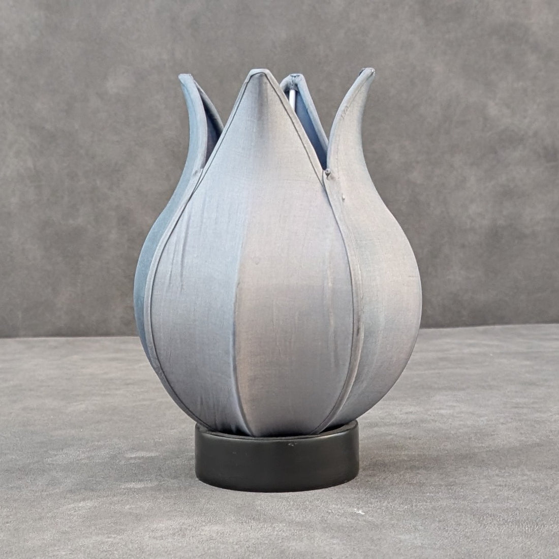 Silk Lotus Table Lamp