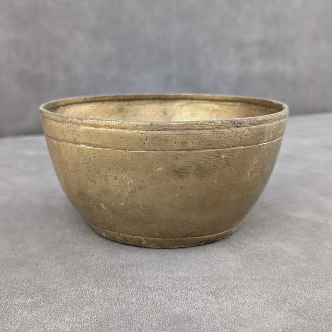 Antique Plain Turned Brass Bowl | Hand Worked Yellow Brass