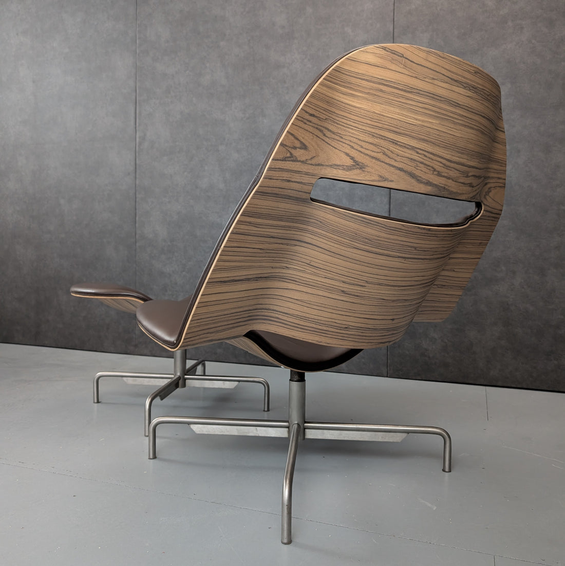 Upper Lips Chair and Ottoman | Piergiorgio Cazzaniga