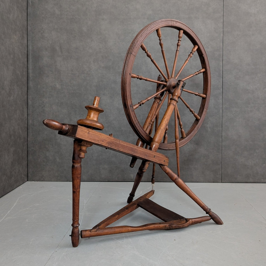 Antique Nineteenth Century Saxony Spinning Wheel