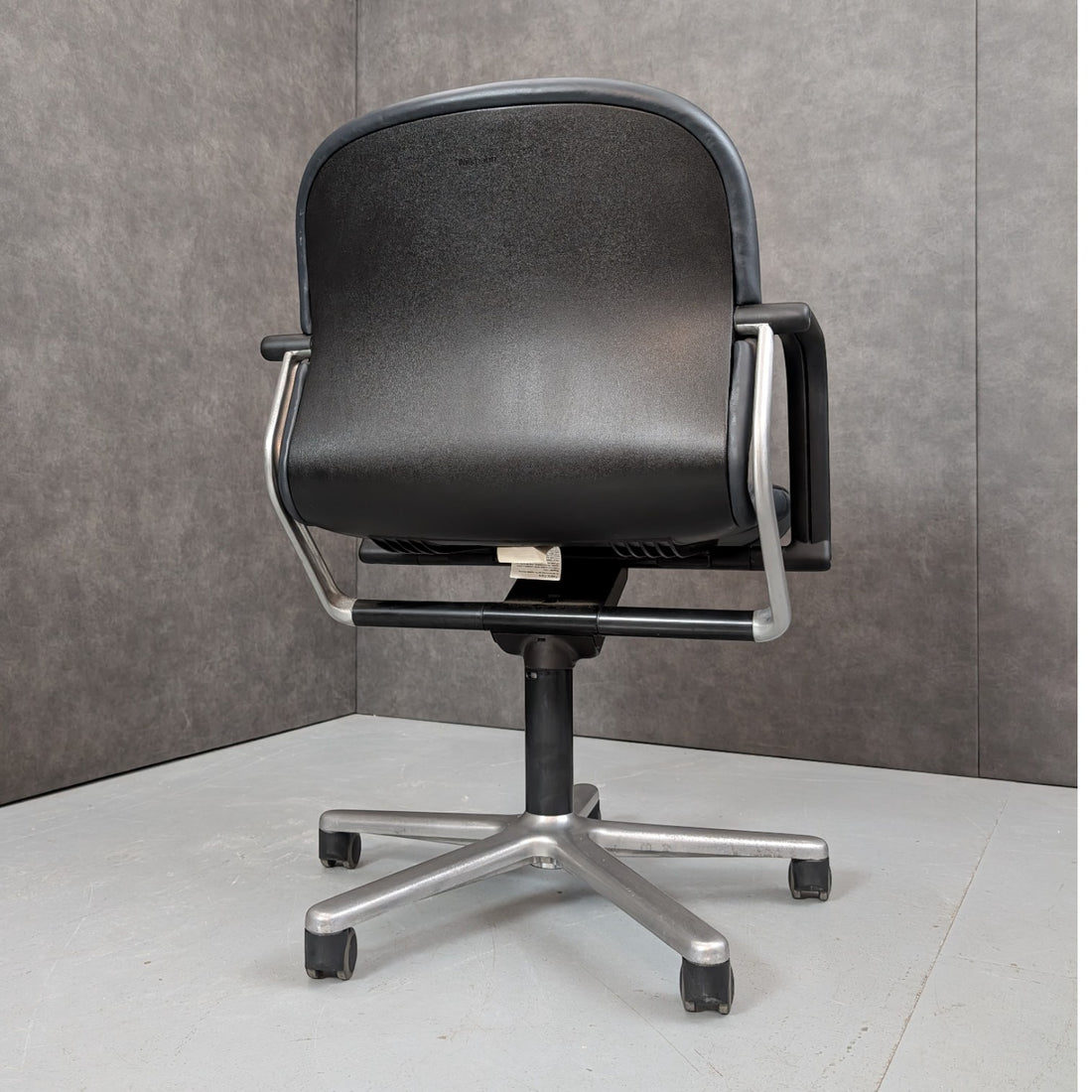 4 x Wilkhahn German Modernist Swivel Chairs in Leather and Cast Aluminium