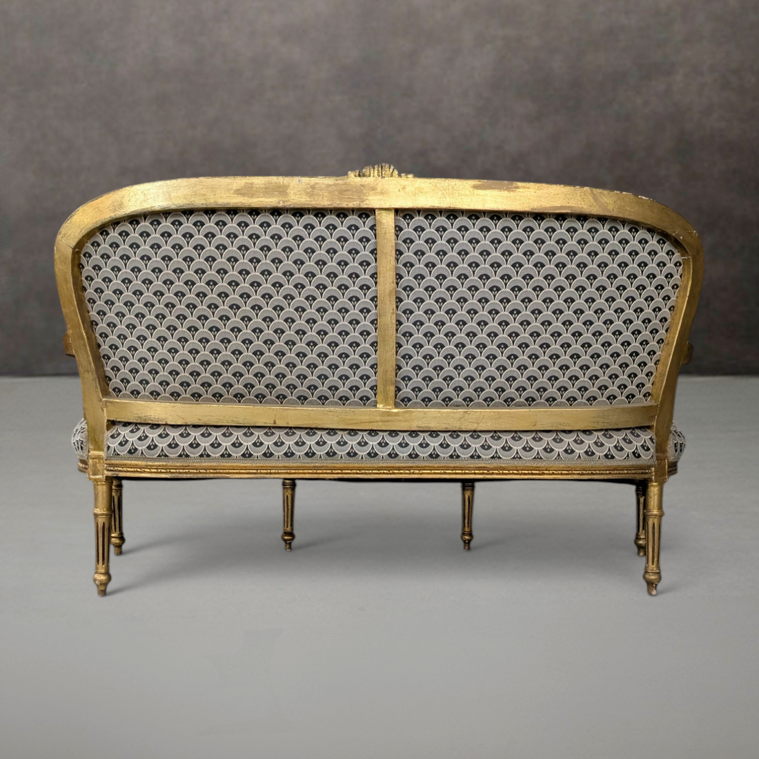 Louis XVI Style Early to Mid 20th Century Giltwood Canapé