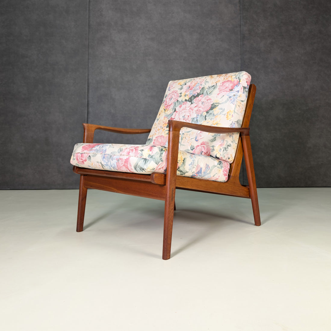 Mid Century Parker Armchair in Floral Jacquard