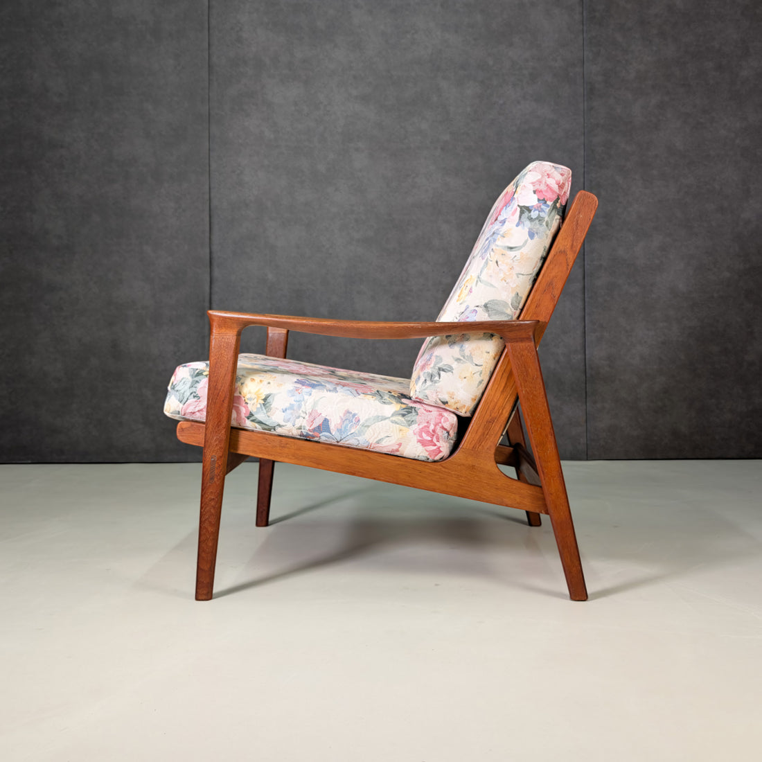 Mid Century Parker Armchair in Floral Jacquard