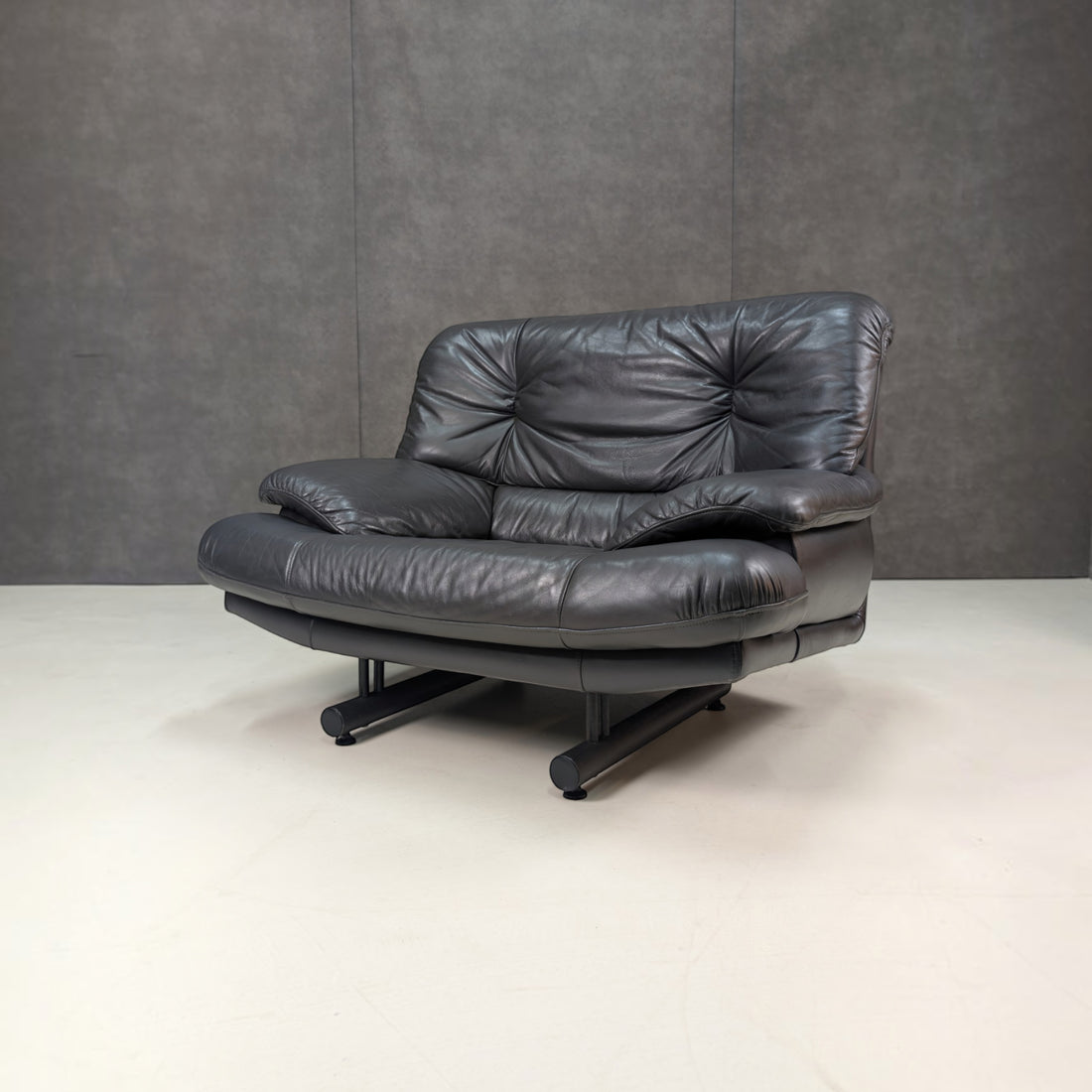 Two Late Twentieth Century Italian Leather Lounge Chairs