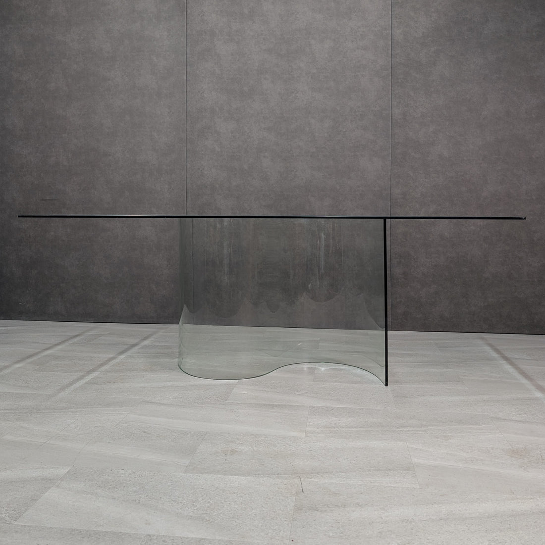 Vintage S Form Clear Glass Pedestal Dining Table