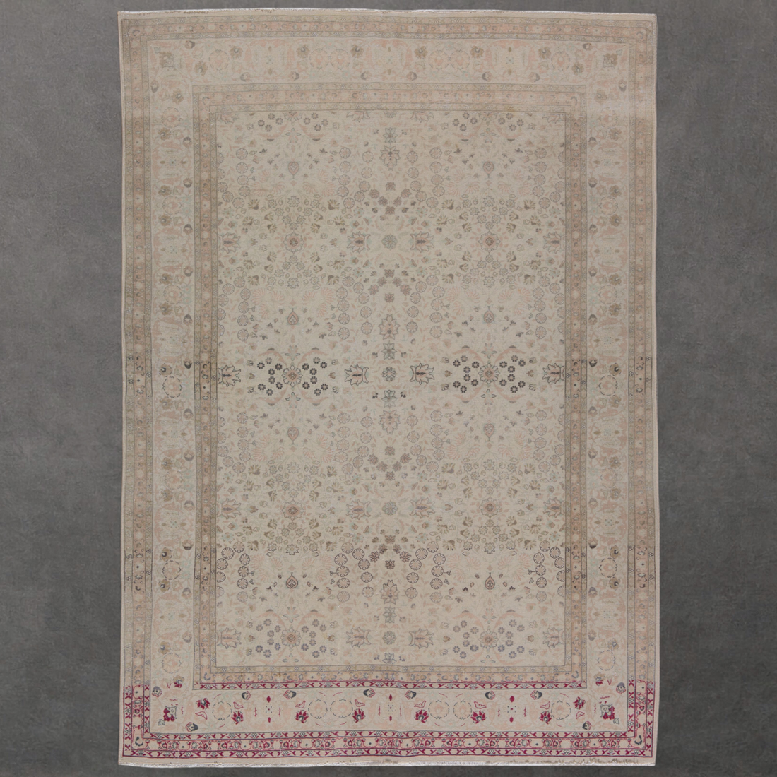 Refined Persian Tabriz Rug | Handwoven Wool