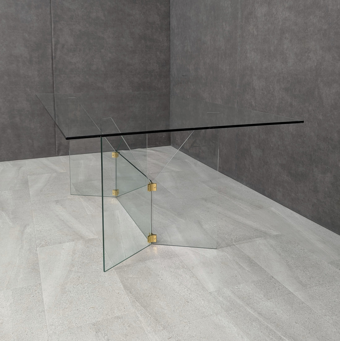 GRZ 2C glass dining table, alternate angled view showing the intersecting base
