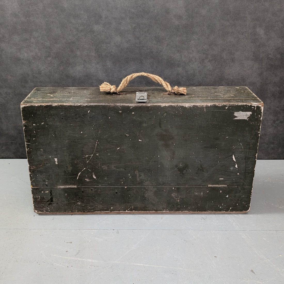 Vintage Mid Century Tradesman’s Tool Carry Case | Painted Timber with Rope Handle