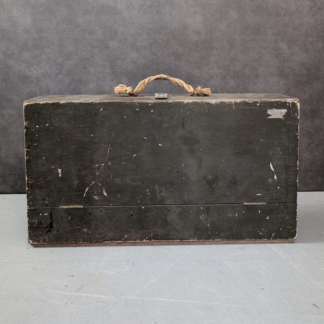 Vintage Mid Century Tradesman’s Tool Carry Case | Painted Timber with Rope Handle